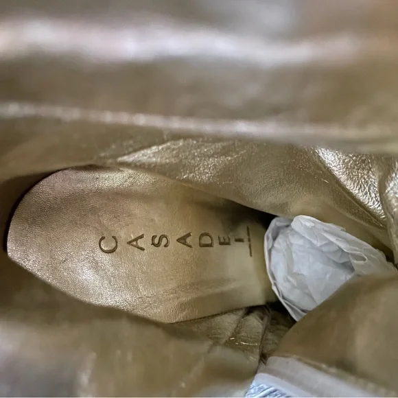 Casadei $1250 Sz 7.5 Women's Gold Brocade Boots Booties Gold Heel - Picture 6 of 6